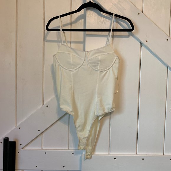 Princess Polly Freeform White Bodysuit - Picture 3 of 4